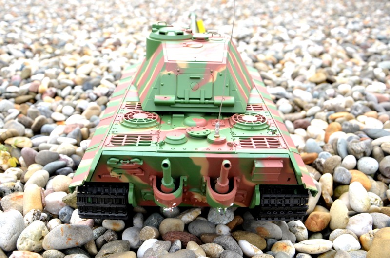 RC Panzer "Deutscher Königstiger" 1:16 Heng Long mit Rauch und Sound , Metallgetriebe und 2,4Ghz Fernsteuerung -Upgraded Version-8282