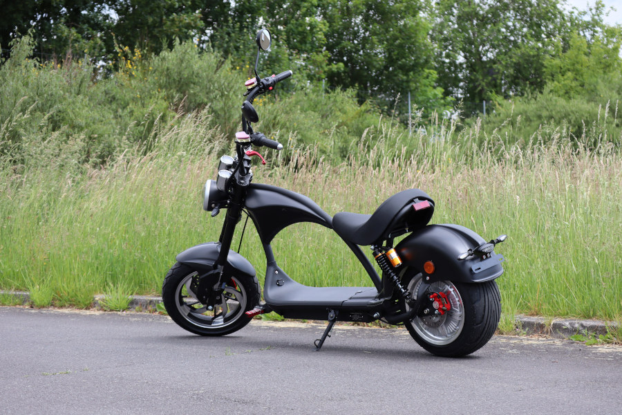 Elektro Scooter Coco Bike E-Chopper mit Straßenzulassung bis zu 48 km/h schnell - ca. 50 km Reichweite, 60V | 2000W | 20AH Akku-15882