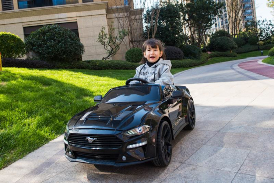 Elektro Kinderauto "Ford Mustang" - lizenziert - 12V7AH Akku,2 Motoren+ 2,4Ghz+Ledersitz+EVA-16419