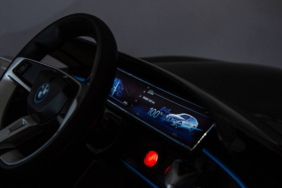 Elektro Kinderfahrzeug "BMW i4" - lizenziert - 12V7A Akku, 2 Motoren- 2,4Ghz Fernsteuerung, MP3, Ledersitz+EVA-18272
