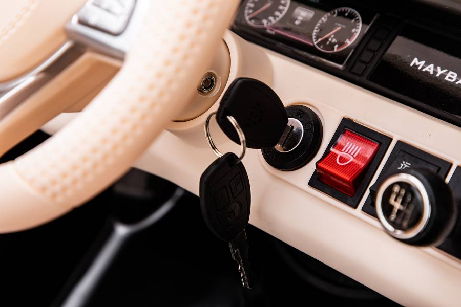 Kinderfahrzeug - Elektro Auto "Mercedes S650 Maybach" - lizenziert - 12V7AH Akku + 2,4Ghz+Ledersitz+EVA-18364